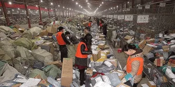 СЗО: Колет от Китай не може да ви зарази с вируса