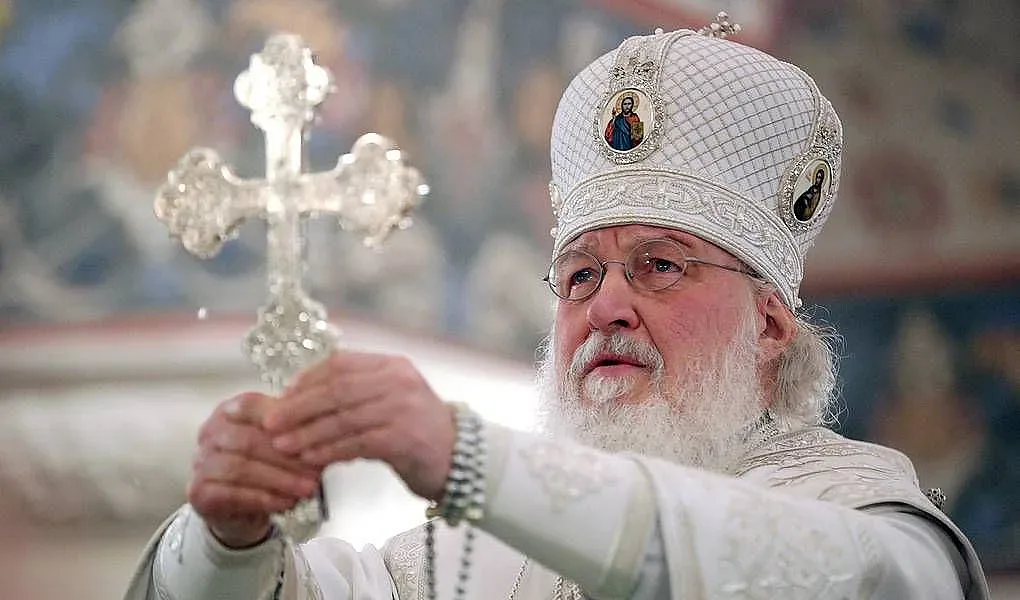 Руският патриарх иска "Бог" в конституцията