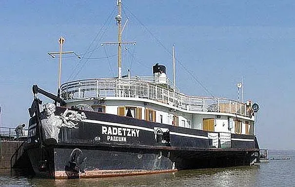 "Радецки" отново е на Козлодуйския бряг