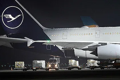 Кои авиокомпании спряха полети до Китай