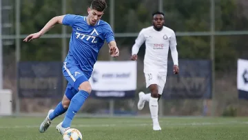 Левски тръгна с успех в Турция, Лудогорец с разгром