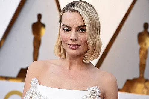 Марго Роби замени Джони Деп в "Карибски пирати"