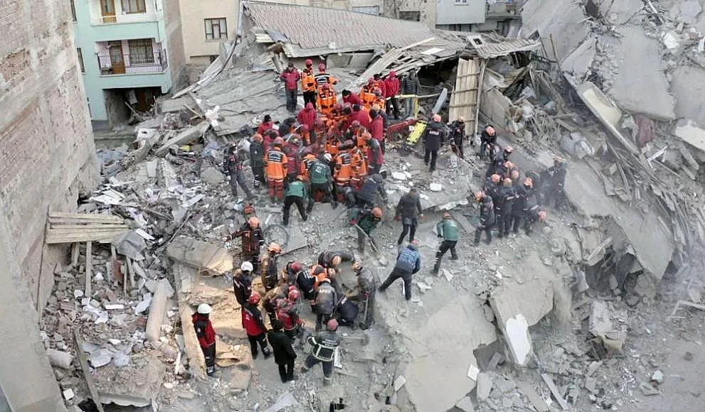 Увеличава се броят на жертвите в Турция