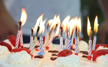 Рожденици, които черпят на 26 януари