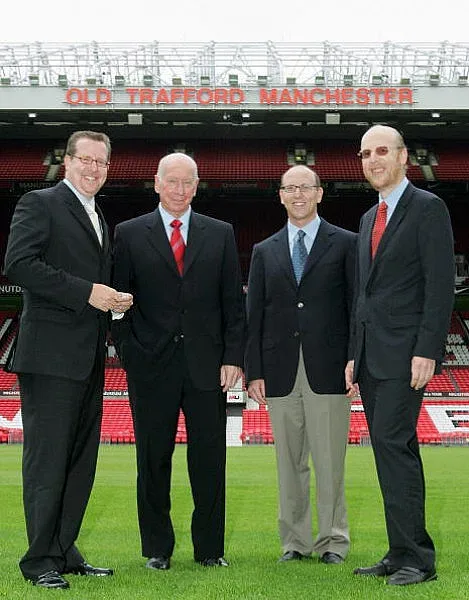 Масово недоволство на "Олд Трафорд", феновете бесни