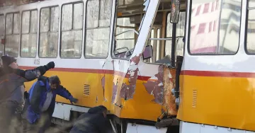 Човешка грешка причинила трамвайната катастрофа