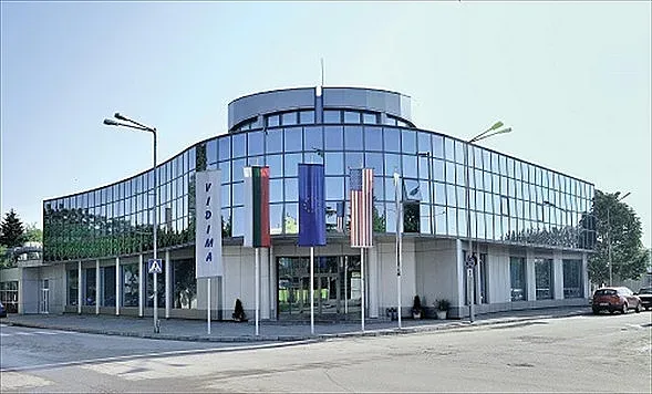Германци искат да купят „Идеал Стандарт“