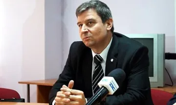 "Подкрепа" иска край на матурите в 4 клас