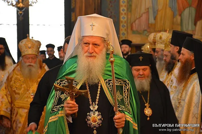 Неофит с литургия за здраве без коронавируса
