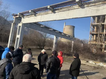 Проверяват терени и площадки със складирани отпадъци
