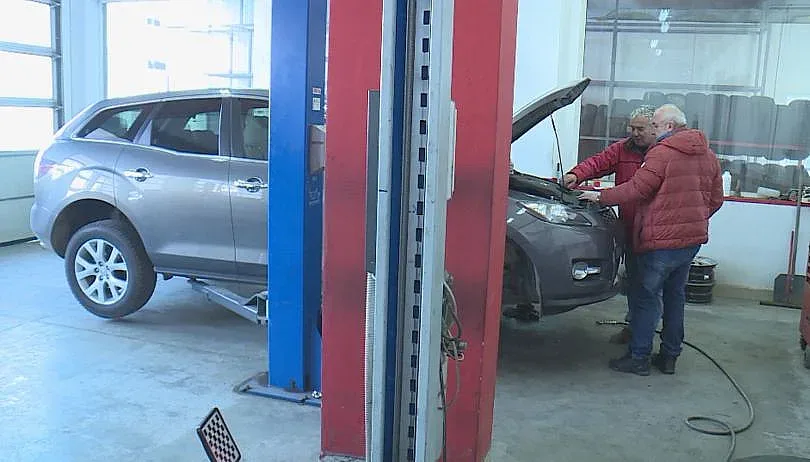 Вижте какво пробутват търговци вместо антифриз