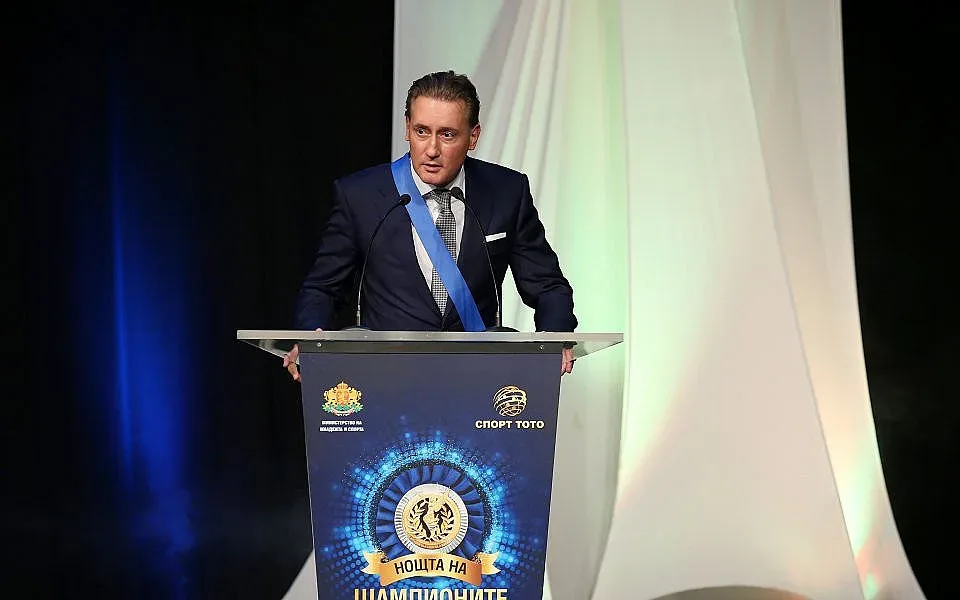 Домусчиев против забраните в закона за хазарта