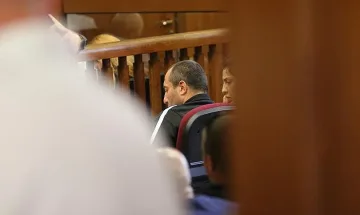 Съдът отложи делото срещу Митьо Очите