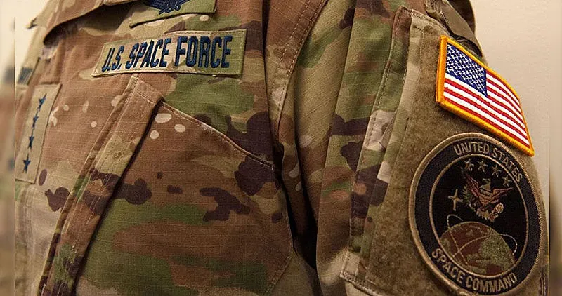 Вижте униформата на космическите войски на САЩ