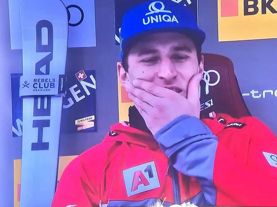 Австриец спечели сензационно комбинацията в ските