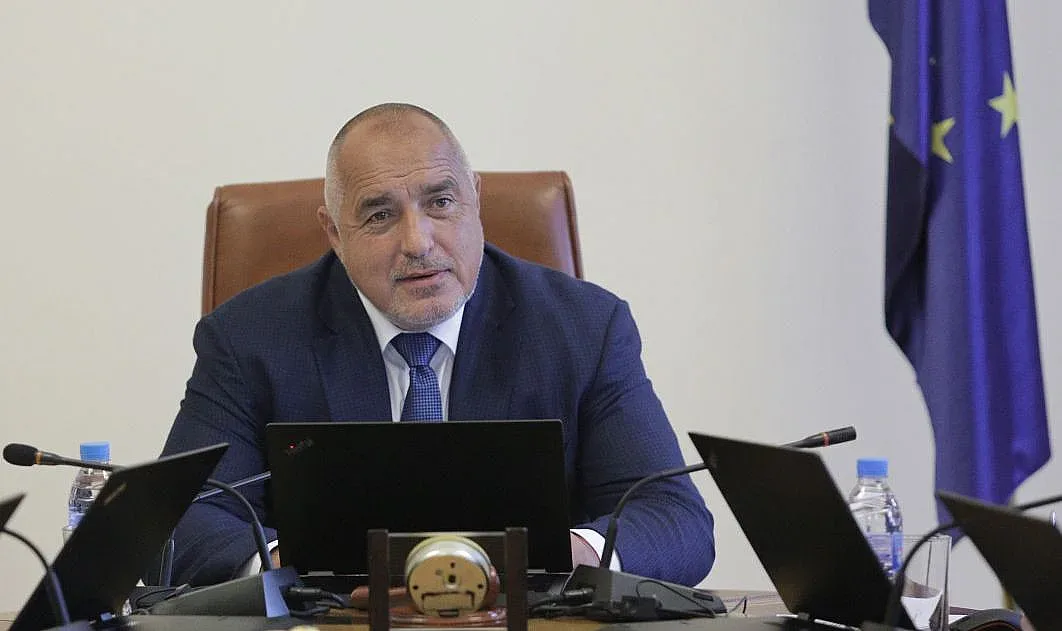 Борисов не бил поканен на срещата при Румен Радев