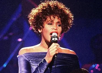 Гледаме биографичен филм за Уитни Хюстън