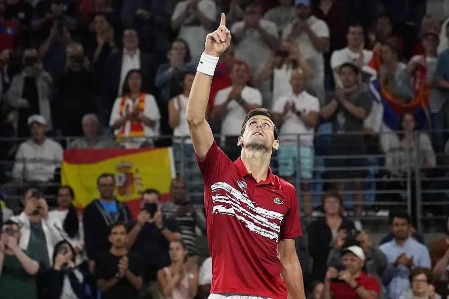 Джокович празнува с „Луда по тебе“ на Камелия     