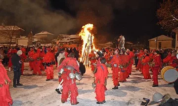 Време е за Сурoва