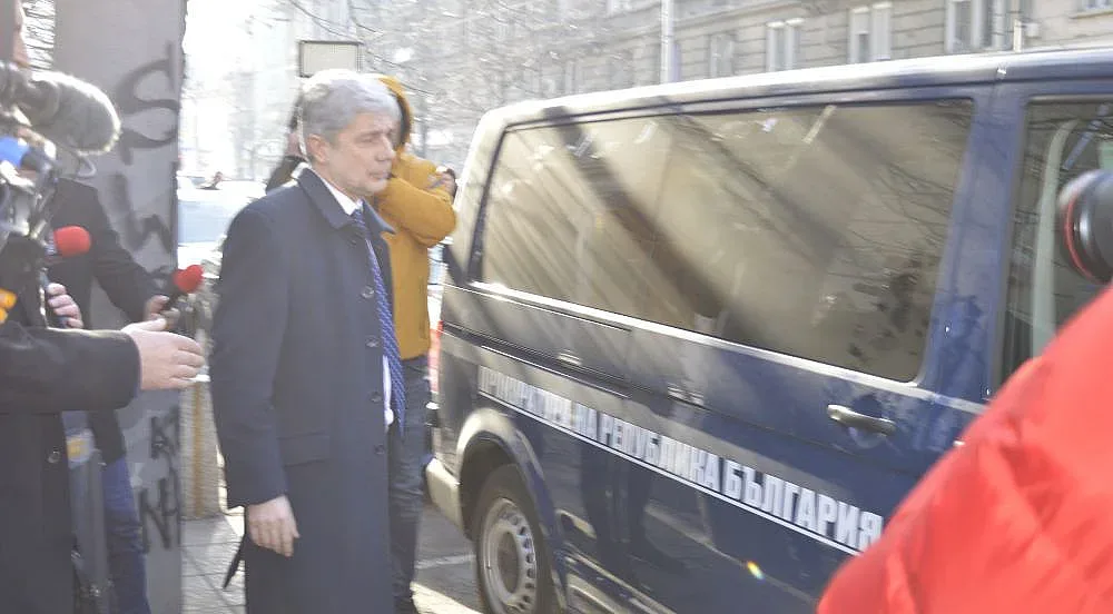 Нено Димов подава оставка чрез адвокат