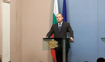 Радев води спешно заседание на КСНС за Бл. Изток