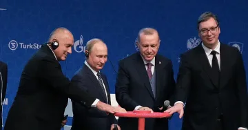 Новият газ - дружба или служба