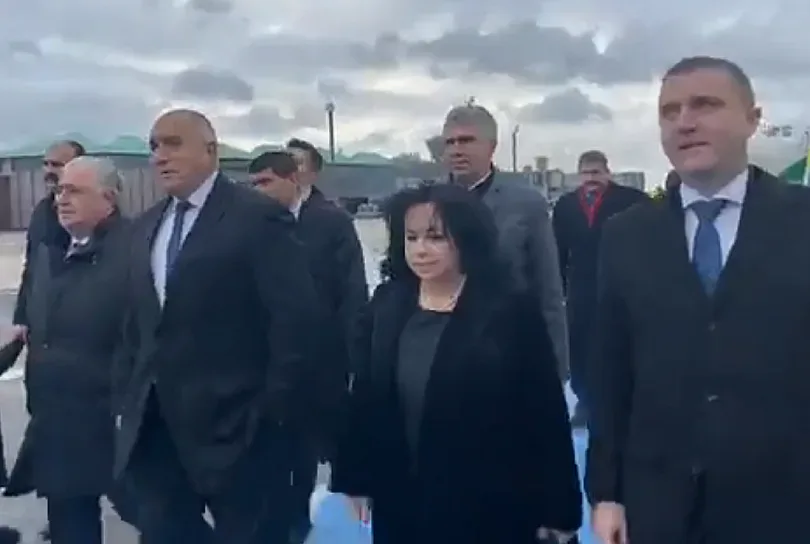 Борисов кацна в Истанбул за откриването