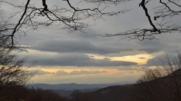 Слънчево, но много студено