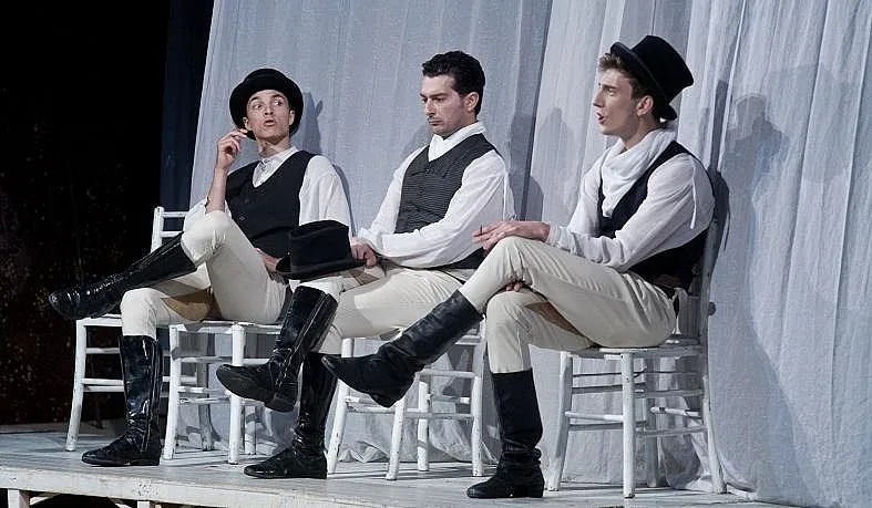 Безплатен театър за Ивановците