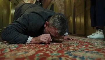 Даниел Крейг е като Поаро във „Вади ножовете“