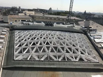 Депутатите се местят в нова пленарна зала