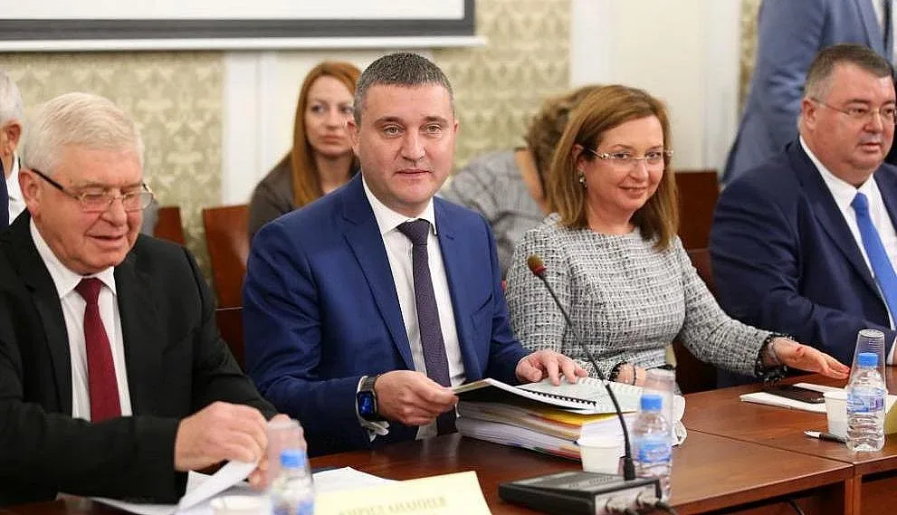 Горанов на среща с парламентарни групи