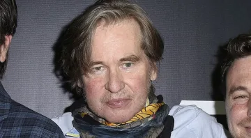 Вал Килмър става на 60. Вижте как изглежда!