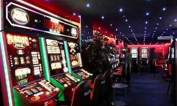 Комарджия съди казино заради 350 000 долара