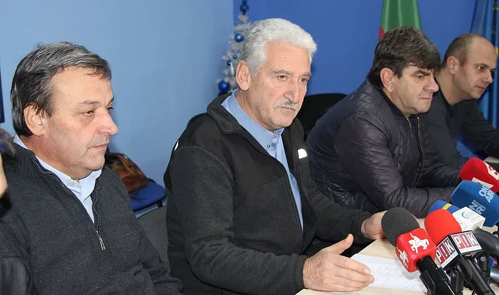 ГЕРБ-Перник: Посещението на Нинова е наглост