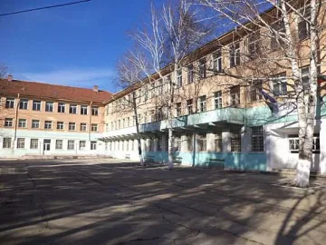 Арестуваха директора на гимназия в Ихтиман