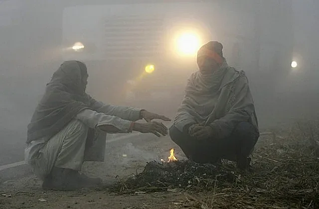 30 души изпукаха за два дни от як студ в Индия