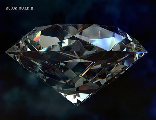 Направиха пръстен с 12 638 диаманта