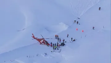 Шестима оцеляха по чудо при лавина в Швейцария