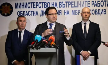 МВР министърът отсече! Сабрутев е излъгал за Пеевски