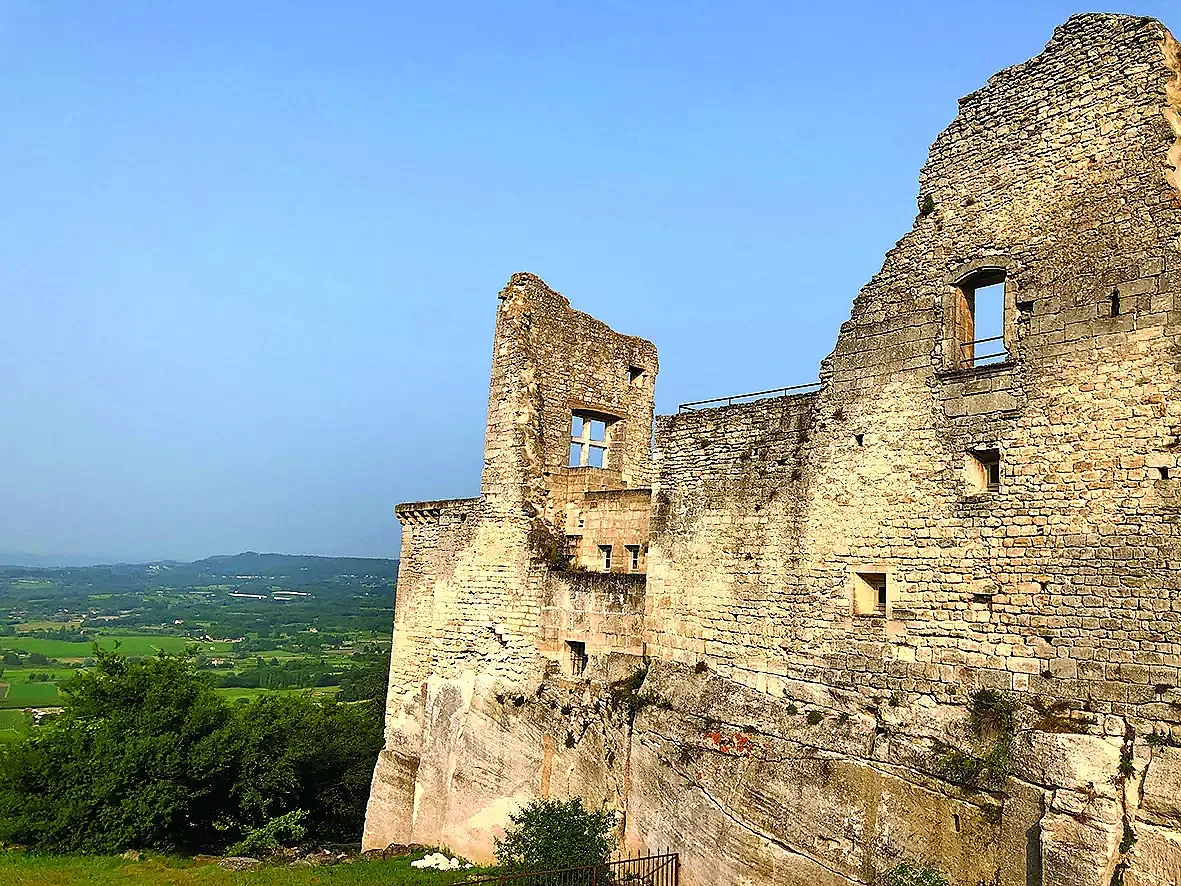 Истории от Прованс: Замъкът на болката