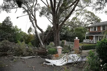 Силна буря връхлетя остров Корсика