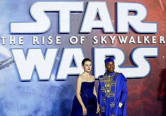 Провал за „Междузвездни войни“ в боксофиса