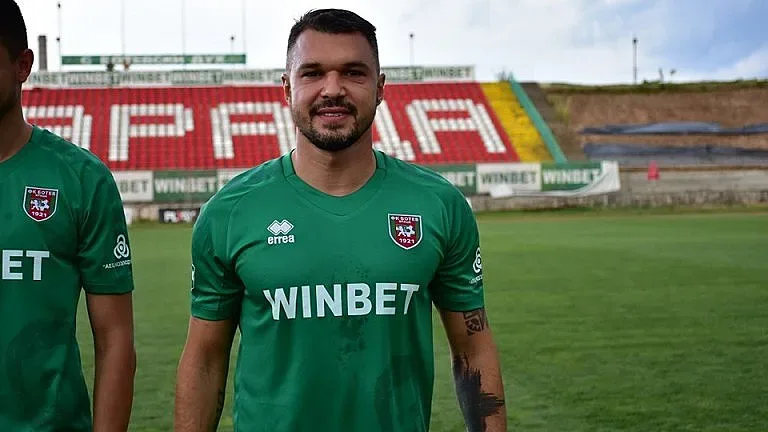 Валери Божинов гледа към тракийците