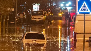 Бурята "Елза" взе 4 жертви в Испания