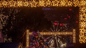 Осуетиха атентат срещу коледния базар във Виена