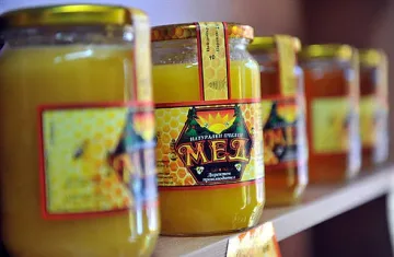 БАБХ проверява меда в магазините