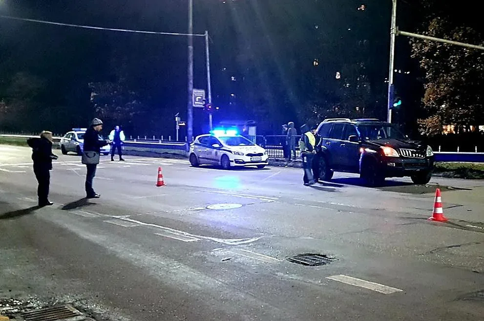 Криминален блъснал децата преди арест