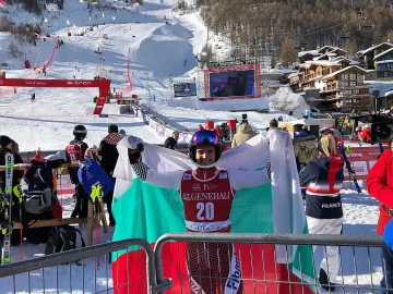 Алберт Попов с фурор на слалома във Вал Д'Изер