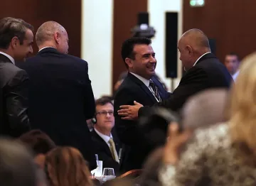 Заев търси среща с Борисов за македонския език